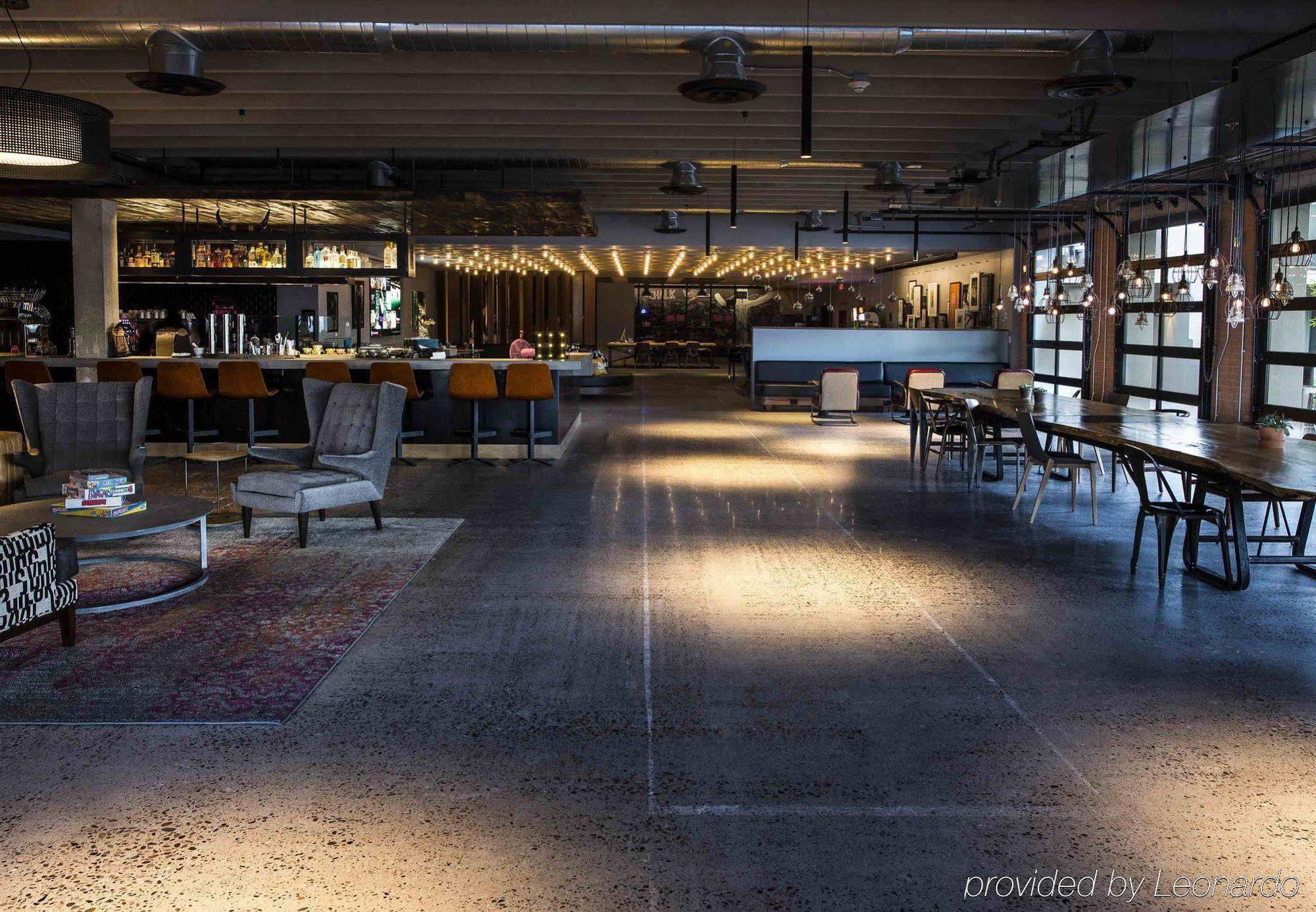 Moxy Phoenix Tempe/Asu Area Exterior photo